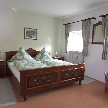 Ferienwohnung Alte Hofmark Kelli Bad Birnbach
